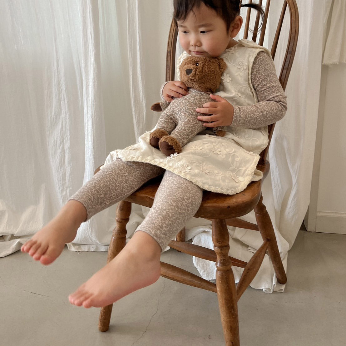 《OUTLET 3/24, 20시~3/27》garden flower sleeper 슬리퍼 가든 데이지 TRICKHOLIC 트릭 홀릭