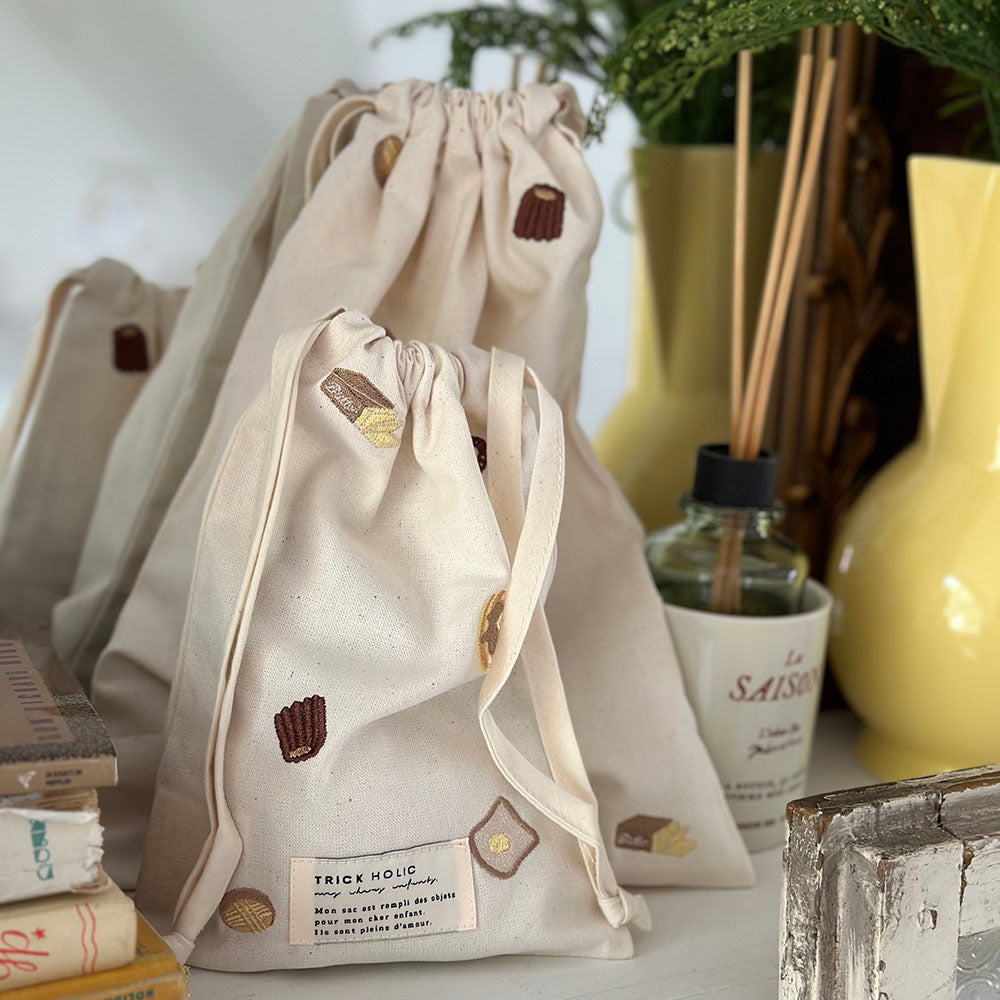 cotton pouch pastry