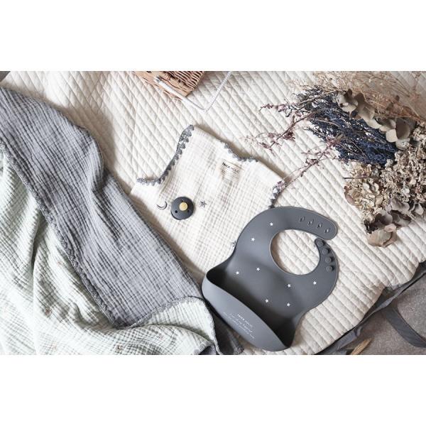 《OUTLET 3/24, 20시~3/27》Silicon bib twinke 트릭 홀릭 TRICKHOLIC 소재의 스레 일부 제조시의 얼룩 등 식사 앞치마 실리콘 비브