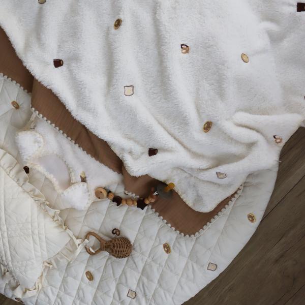 fuwafuwa fur blanket - pastry - L size