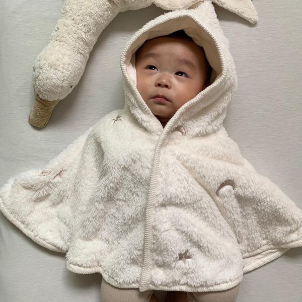 fuwafuwa fur cape -embroidery -