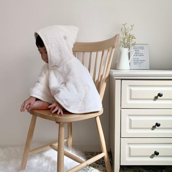 fuwafuwa fur cape -embroidery -