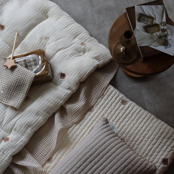 gauze comforter