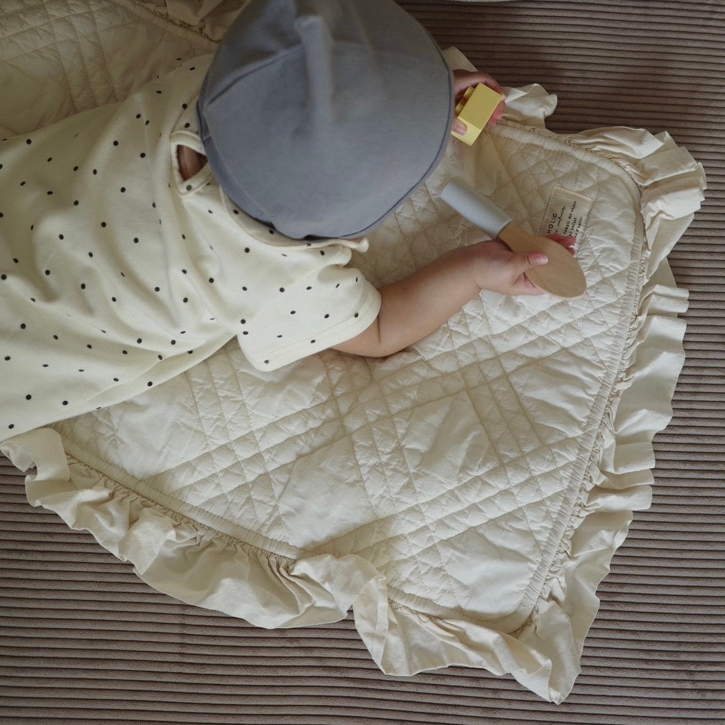 [Restock on 2/1 at around 11am] ibul diaper changing mat waterproof - french frill -