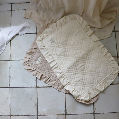 [Restock on 2/1 at around 11am] ibul diaper changing mat waterproof - french frill -