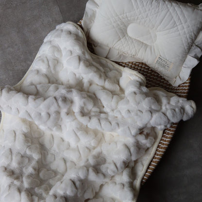 【発売 10/24, 20時〜】 ふわふわファーハート ブランケット（約70×90cm）