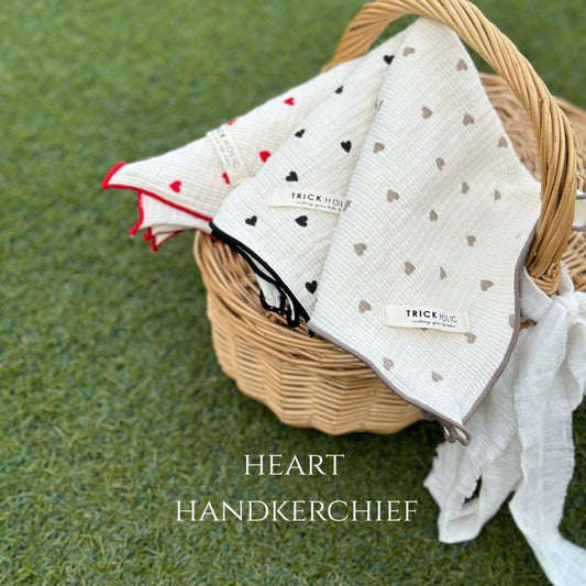 《OUTLET》Heart gauze handkerchief(약 30×30 cm) 더블 거즈 손수건 거즈 코튼 트릭 홀릭