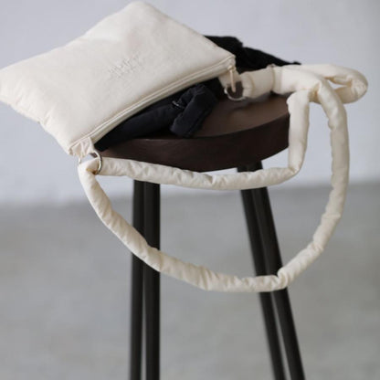 new malrun malrun puff crossbag  ivory / black  (rope fat 付)