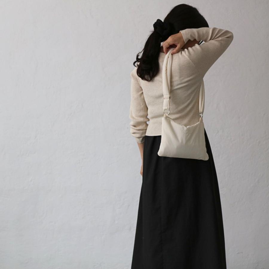 new malrun malrun puff crossbag  ivory / black  (rope fat 付)