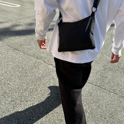 new malrun malrun puff crossbag  ivory / black  (rope fat 付)