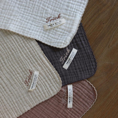発売 10/14, 20時【名入れ商品10文字まで】gauze handkerchief（約30×30cm）【5点までネコポス可】ガーゼ　ハンカチ　本場韓国製 オリジナルハンカチ