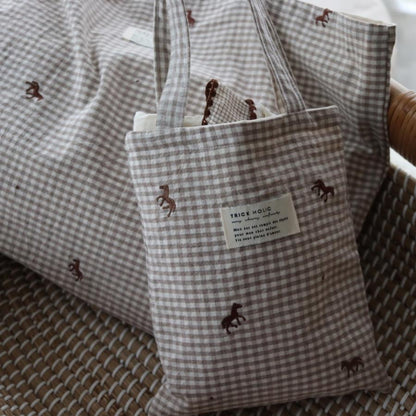 【6/4, 20時 再入荷】【1点までネコポス可】new コットンバッグ　馬柄刺繍　本場韓国製 オリジナルトランクバッグ　トリックホリック