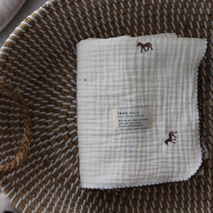【6月下旬頃再入荷】【1点までネコポス可】new triple gauze  blanket　馬柄刺繍　Sサイズ（約70×85cm）3重ガーゼ　トリプル　本場韓国製 オリジナルブランケット