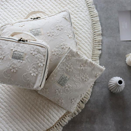 《OUTLET 1/15 (Wed), 20:00-1/20 (Mon)》garden flower trunk bag, trunk bag, M size, diaper case, diaper bag, garden, daisy, TRICK HOLIC, trickholic
