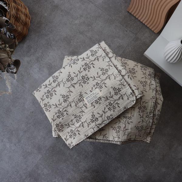 《OUTLET》4-ply gauze vintage flower pico race blanket L-size approx. 140×85cm Gauze Vintage Trickholic