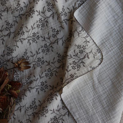《OUTLET》4-ply gauze vintage flower pico race blanket L-size approx. 140×85cm Gauze Vintage Trickholic