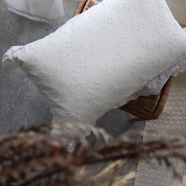 eyelet lace petit pillow cushion