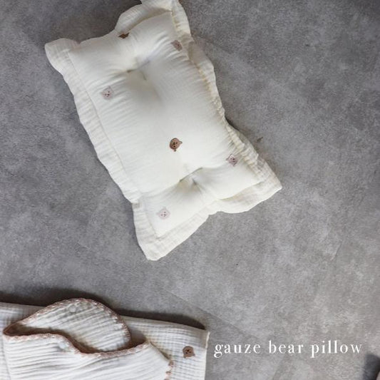 bear embroidery gauze pillow